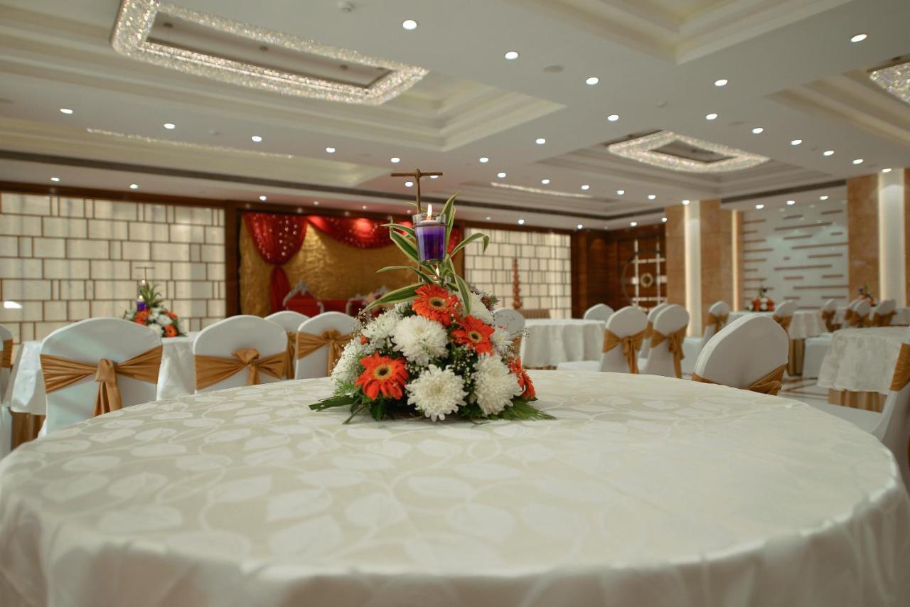 Krishna Palace Hotel Bombay Eksteriør billede