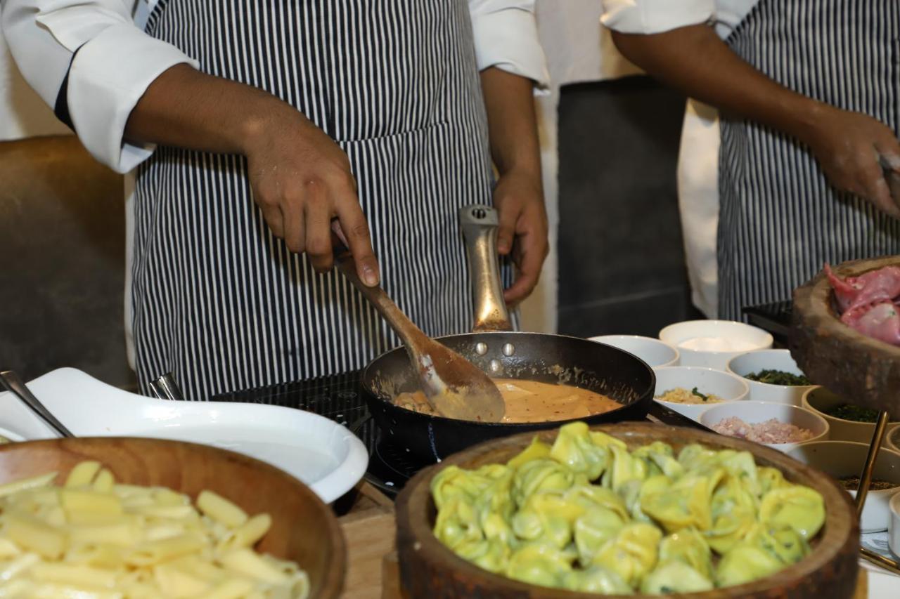Krishna Palace Hotel Bombay Eksteriør billede